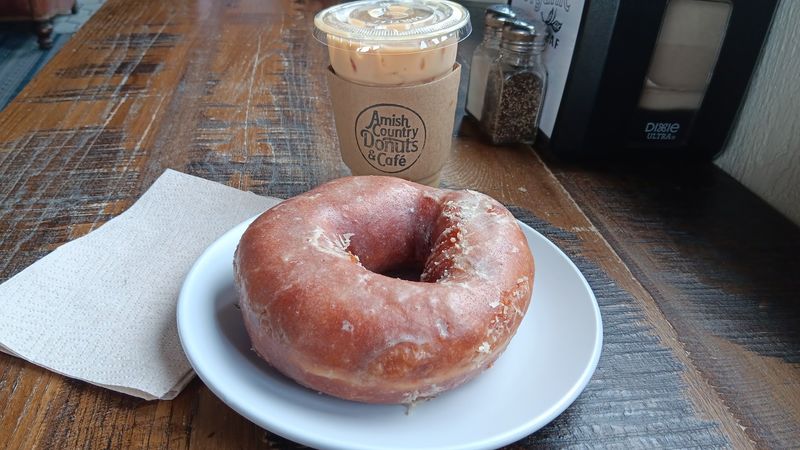 Amish Country Donuts & Cafe, Sugarcreek, OH