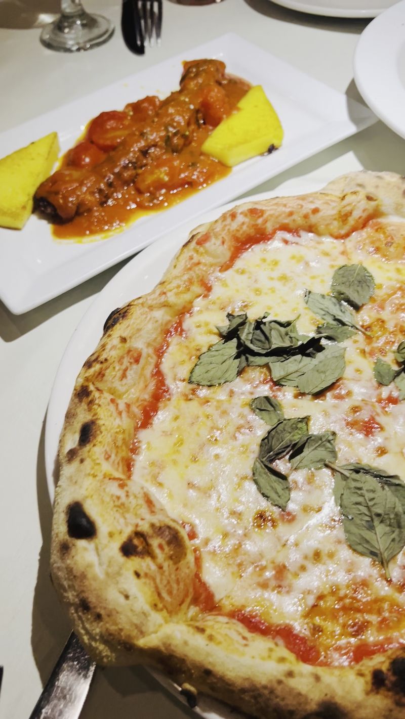 Flavio's Brick Oven Pizza & Bar Siesta Key, Sarasota, FL