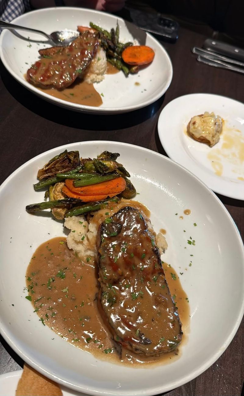 Meatloaf That Refuses to Be Boring