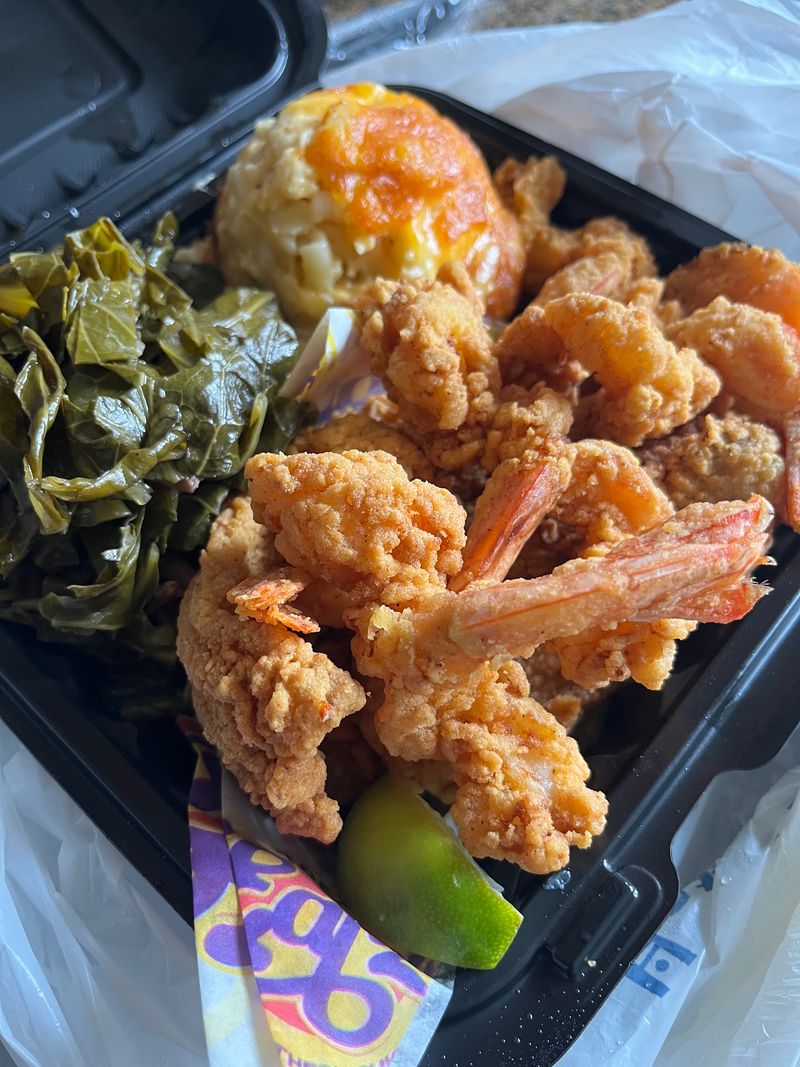 Treats & Eatz, North Miami, FL