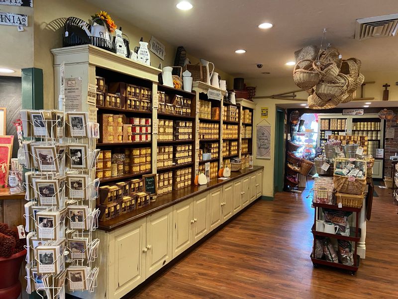 Merchants Square Makes The Shop Easy To Add To A Williamsburg Day