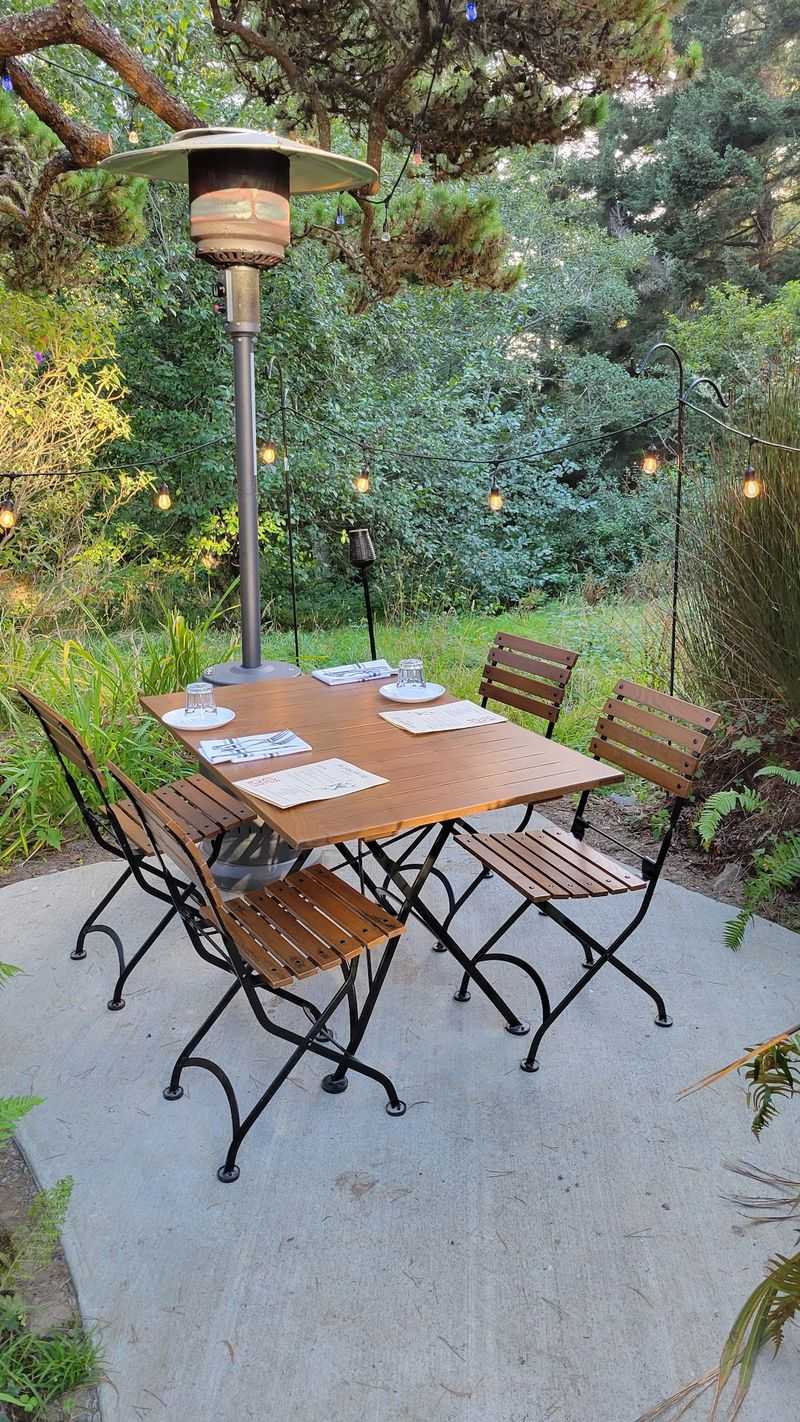 The Garden Patio And Live Jazz
