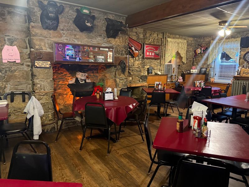 Grumpy's Bar-B-Que Roadhouse, Allentown, PA