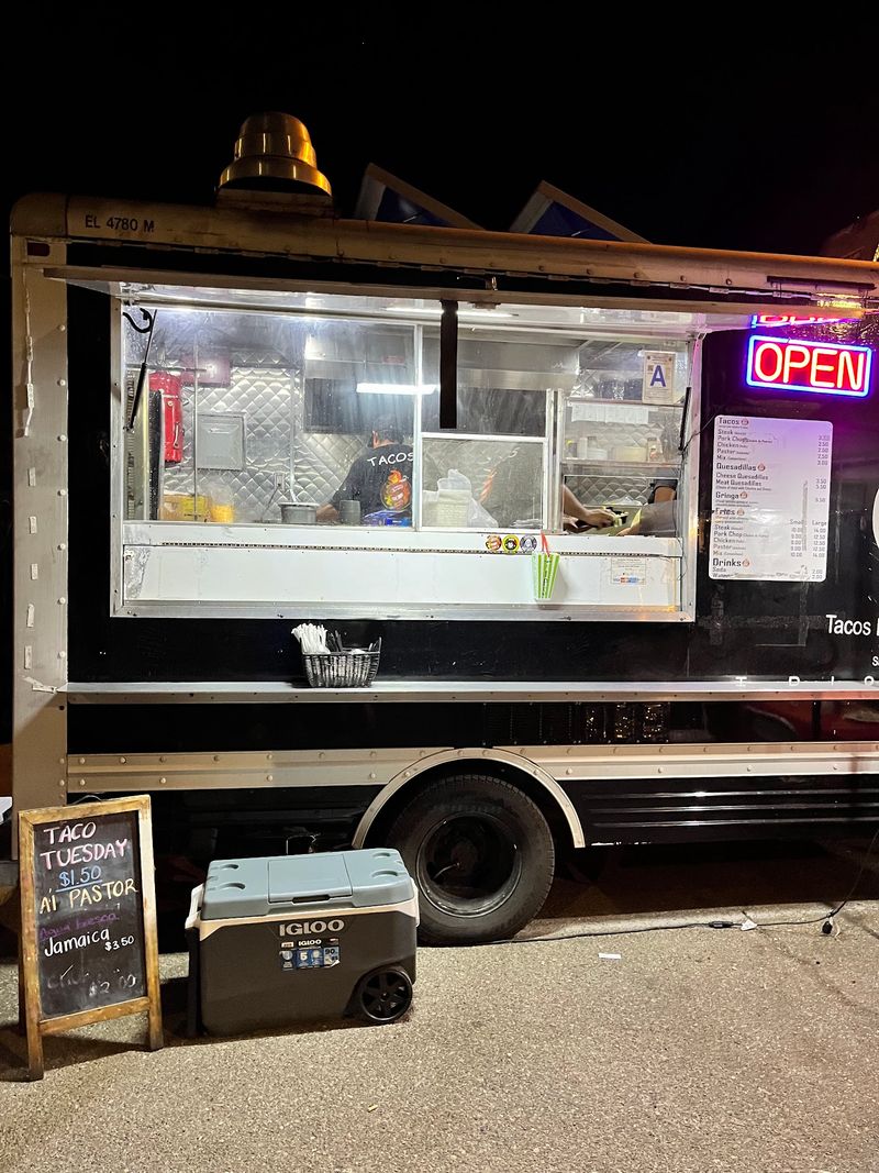 Rapido Y Sabroso Taco Truck, San Diego, CA