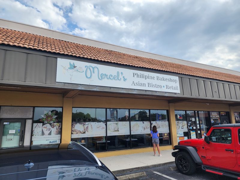 Mercel's - Filipino Bakeshop Bistro & Market, Kissimmee, FL