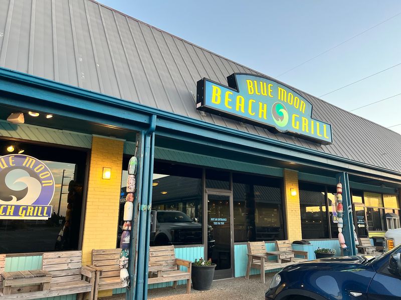 Blue Moon Beach Grill, Nags Head, NC