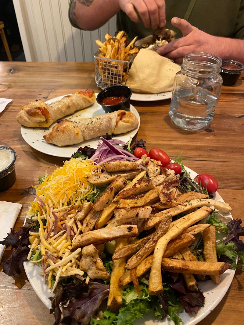 Stromboli, Cheesesteaks and the Pub-Style Lineup