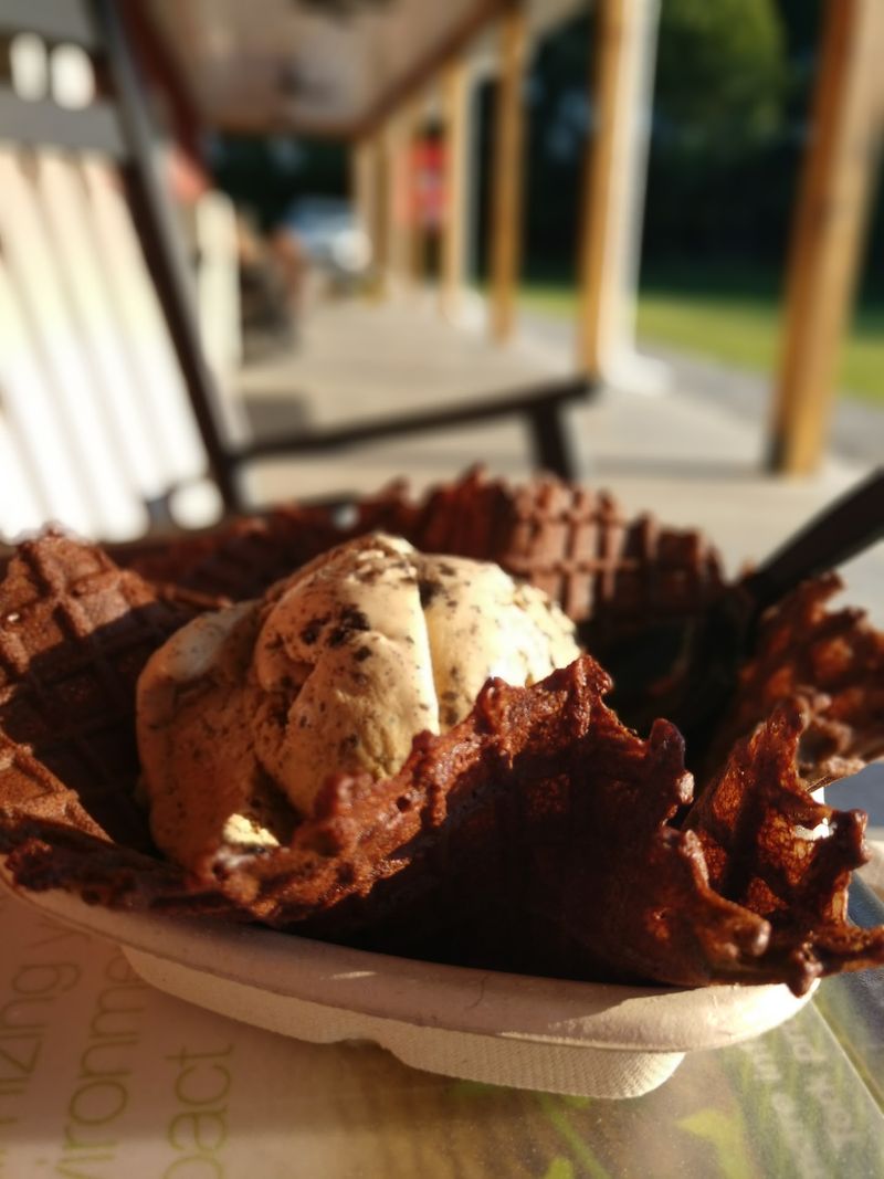 The Kitchen And Farm Store Add More Than Dessert