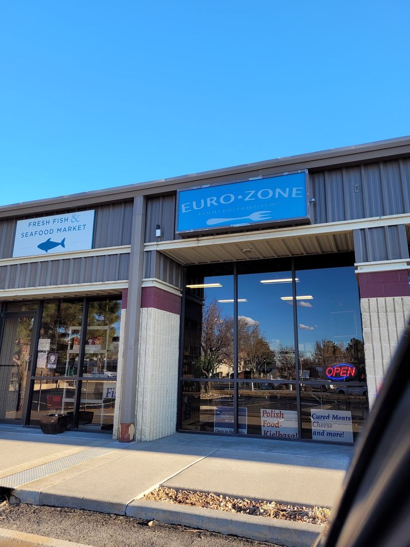 Finding The Store And Planning Your Visit