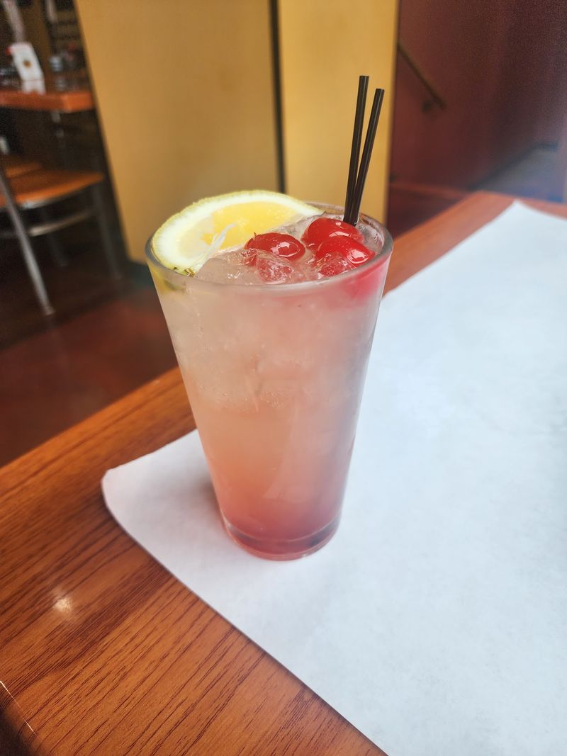 Sweet Tea, Mocktails, and Drinkable Extras