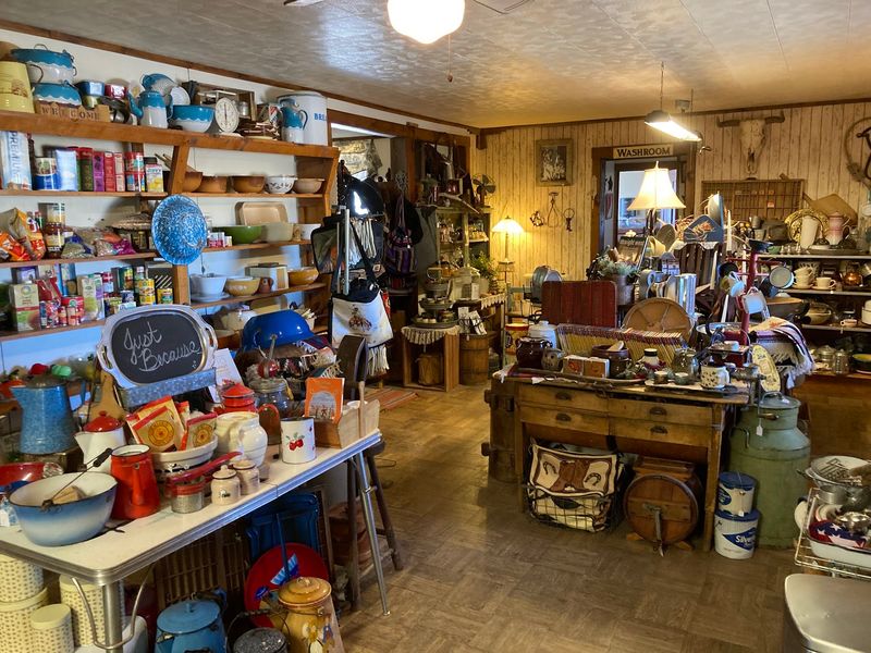 Gladstone Mercantile