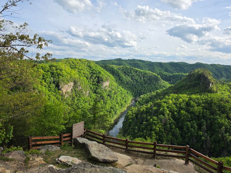 Virginia And Kentucky Have Managed The Park Together Since 1954