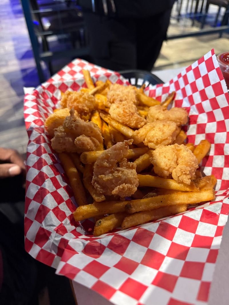 Crab, Crawfish, Mussels And Fried Choices Widen The Table