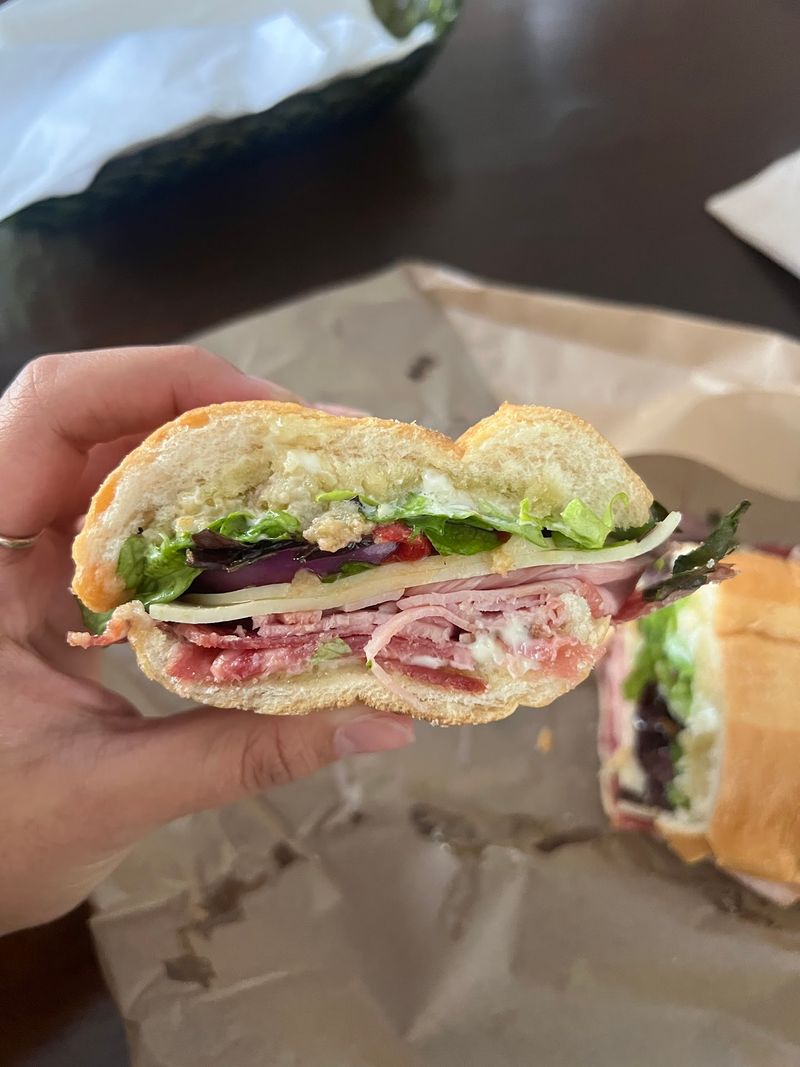 Neal's Deli