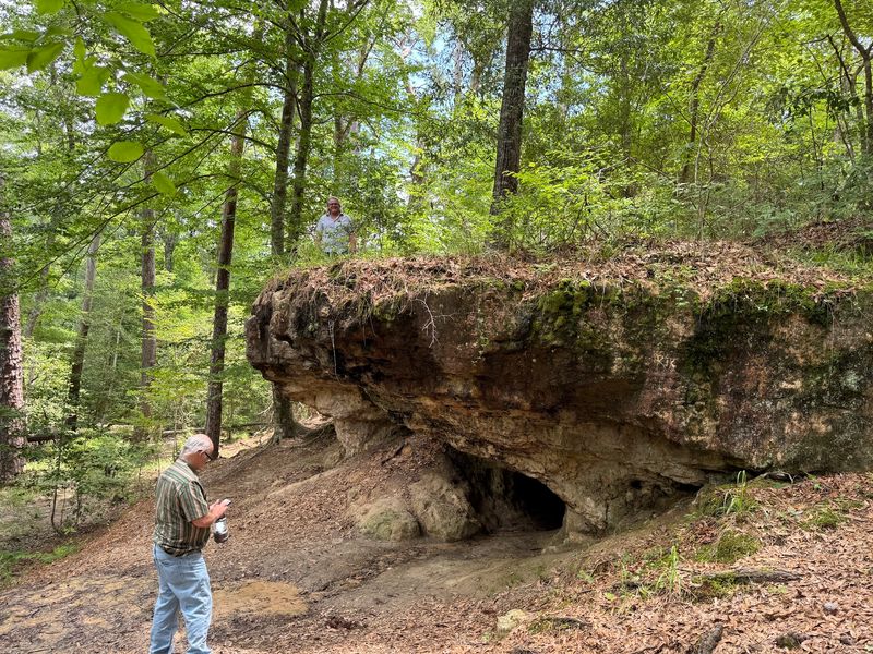 Picture The People Who Sheltered Here