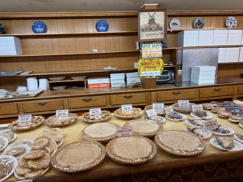 Dutch Haven Shoo-Fly Pie Bakery, Ronks, PA