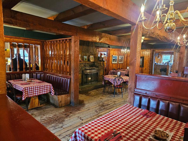 Texas Reds Steakhouse, Red River