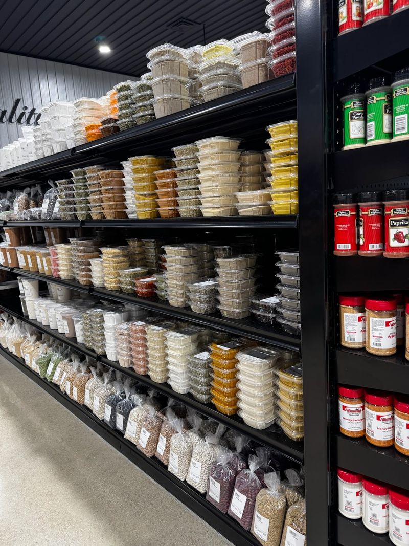 Closeouts And Overstock Groceries Shape The Bargain Hunt