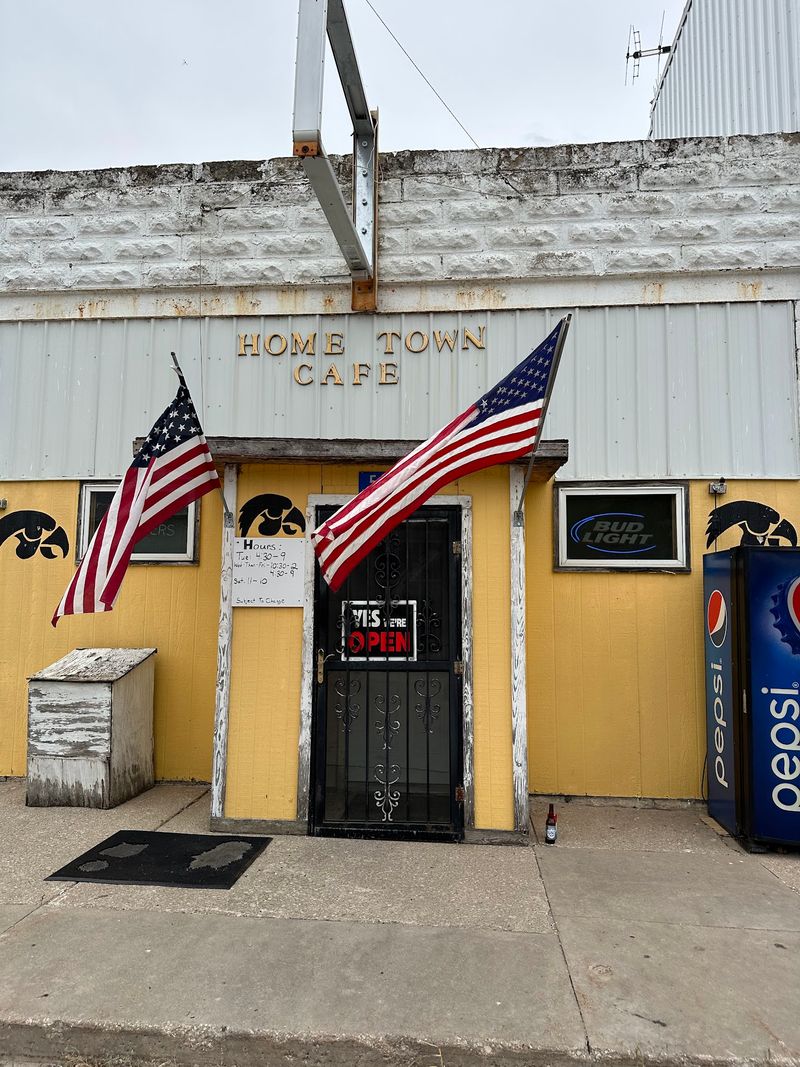 Home Town Café, Millersburg