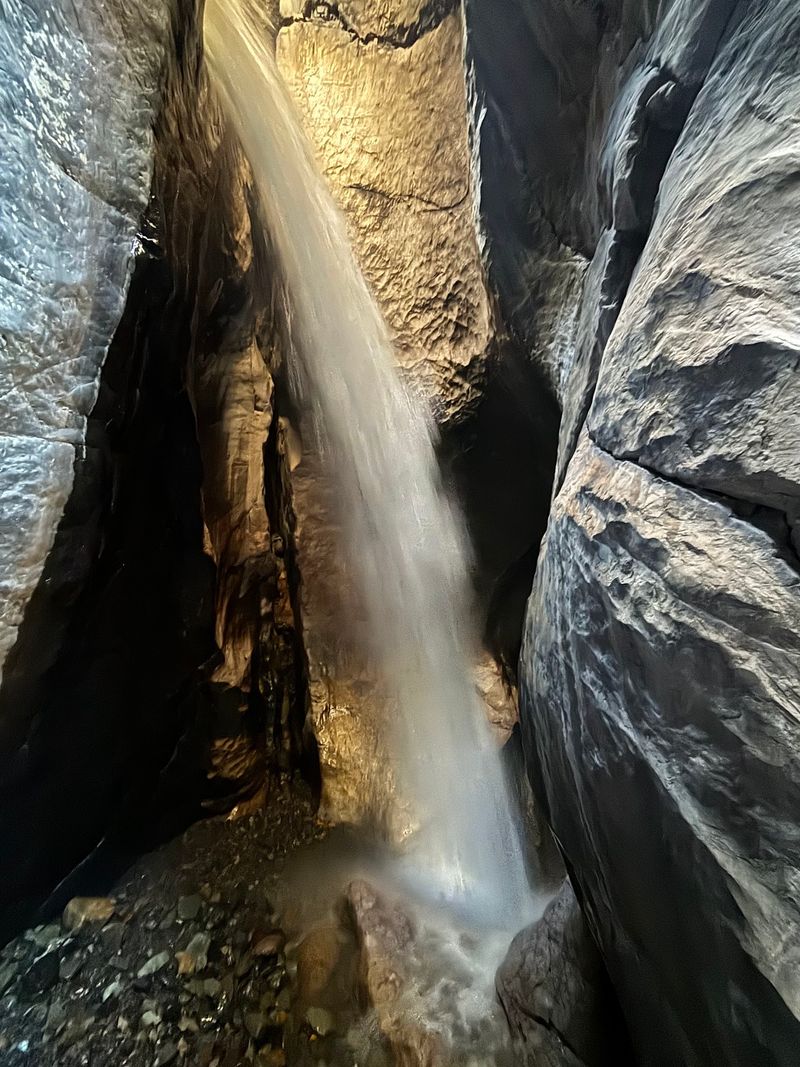 Box Cañon Falls Brings The Wild Side Almost Into Downtown
