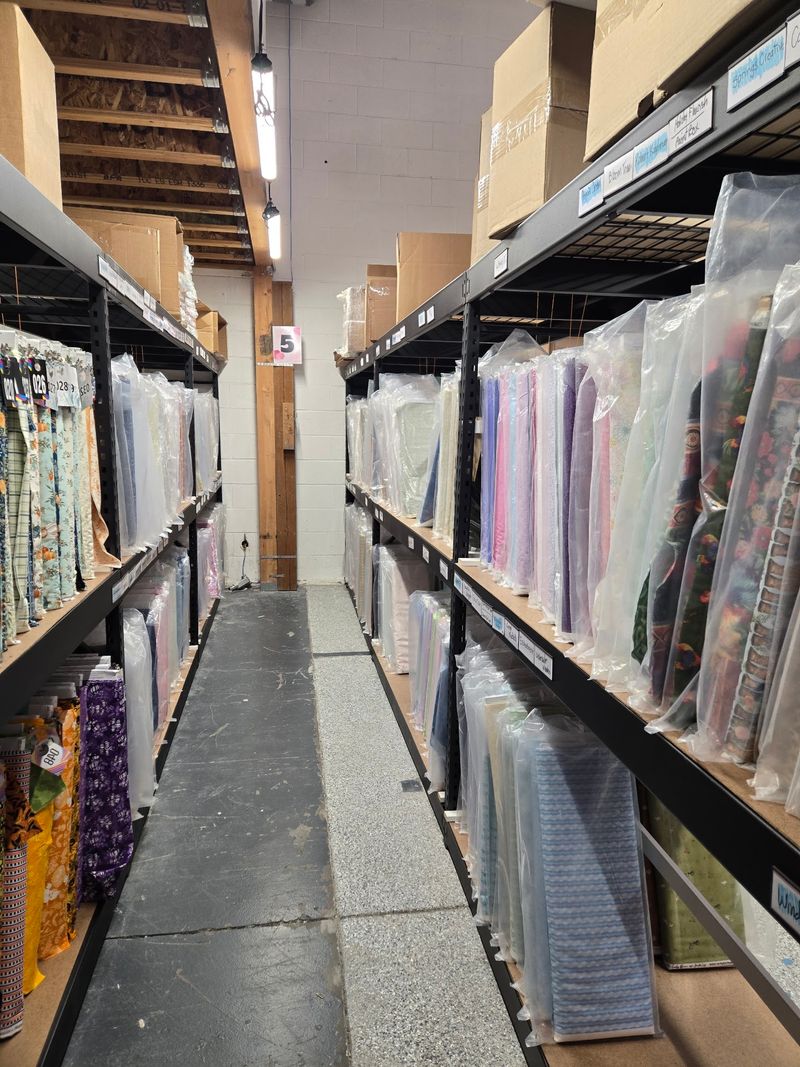 A Warehouse Shop That Gives Quilters Room To Think
