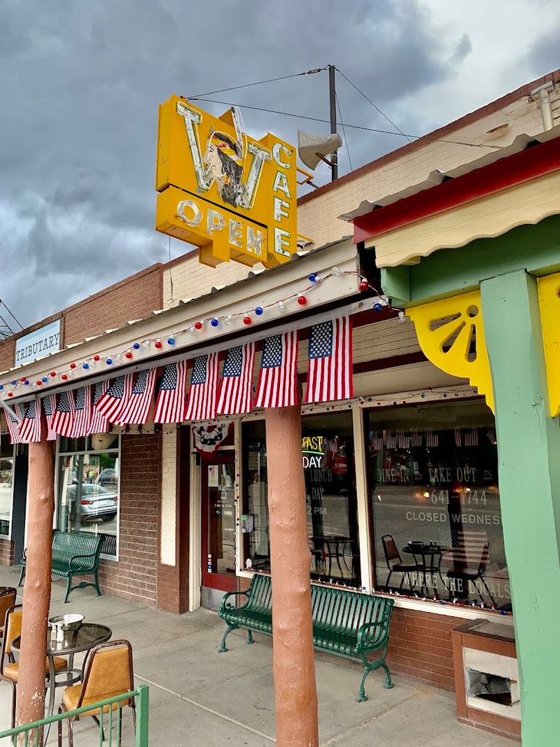 A High-Country Breakfast Stop With Serious Morning Energy