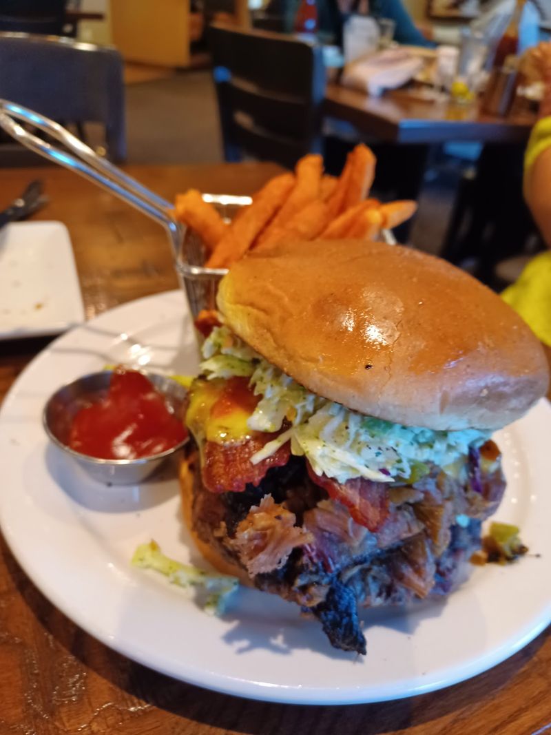The Green Chile Cheeseburger Smackdown