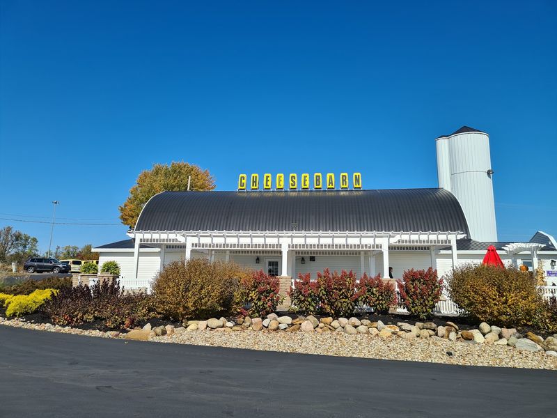 Four Generations Sit Behind This Ohio Cheese Stop