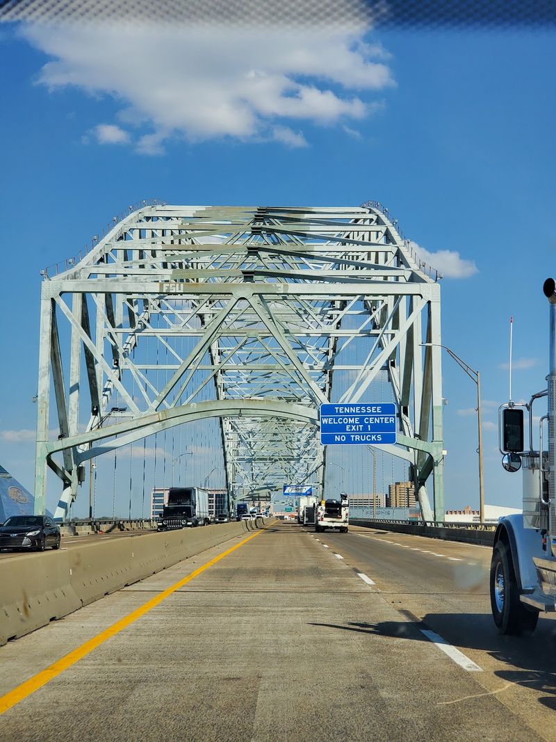 About 48,200 Vehicles Cross This Memphis Bridge Every Day