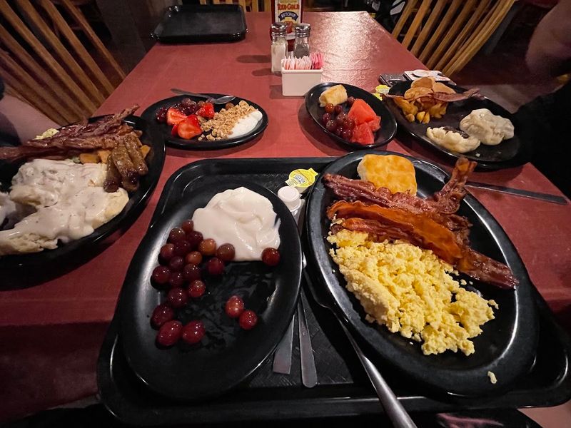 A Buffet That Breaks Every Theme Park Food Rule