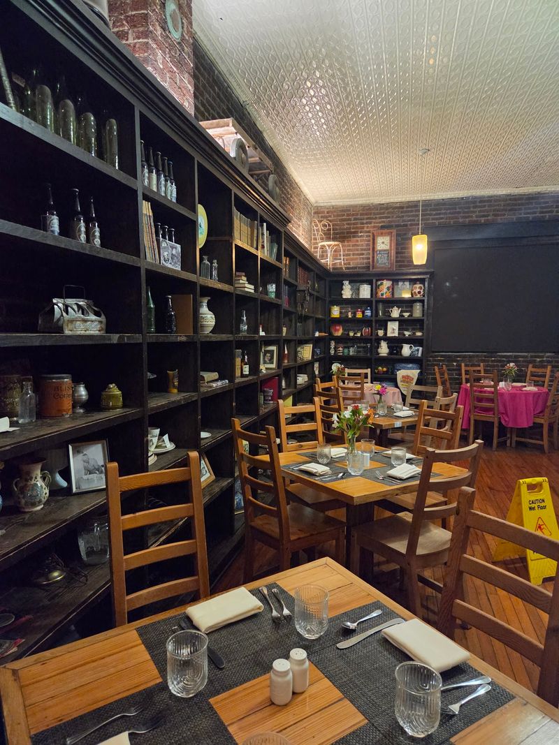 The Palisades Restaurant