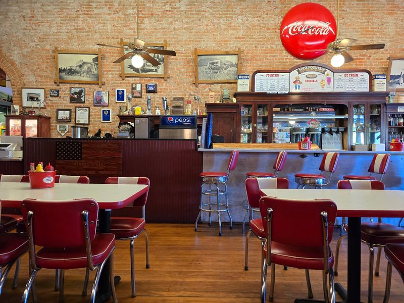 Miner's Diner, Julian
