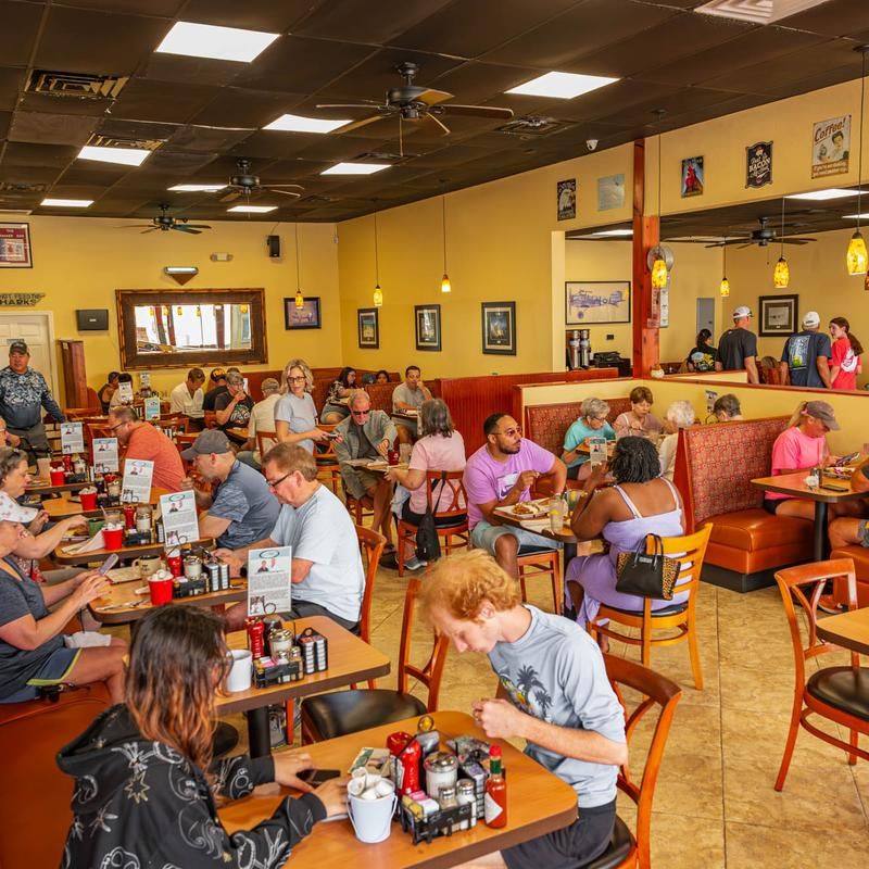 Cracked Egg Diner, Daytona Beach Shores, FL