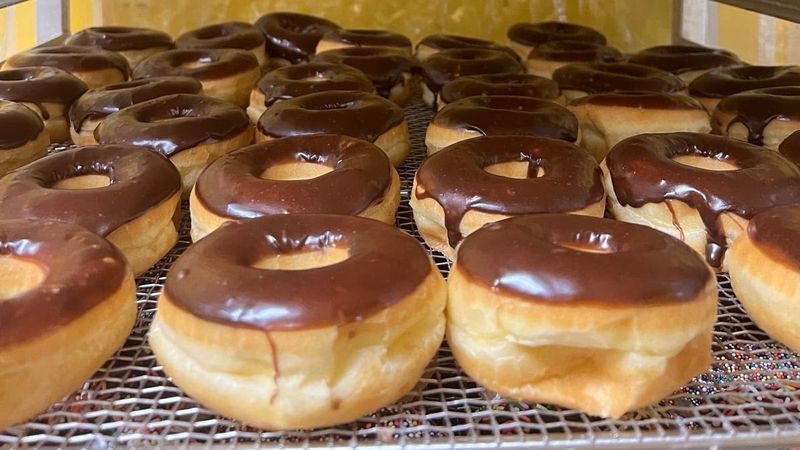 Town Donut Makes Breakfast Bigger