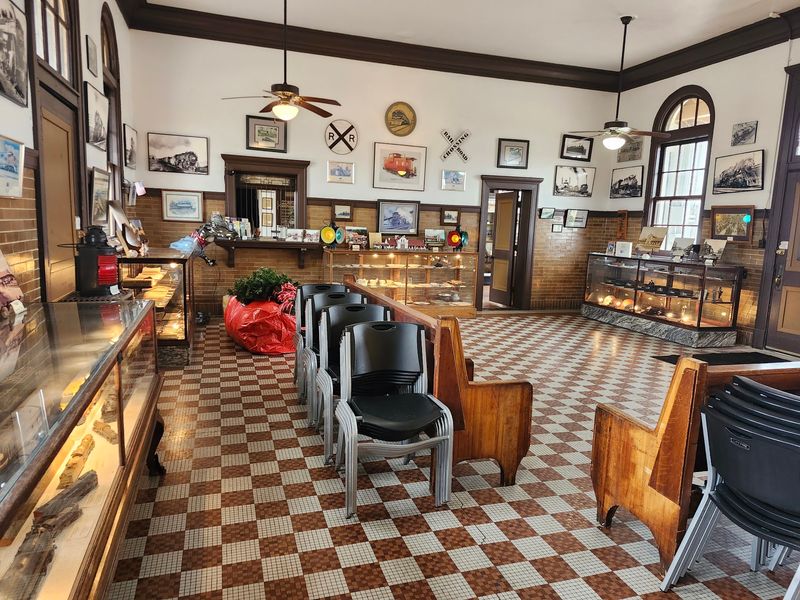 Telegraphs, Switch Keys And The Agent's Office