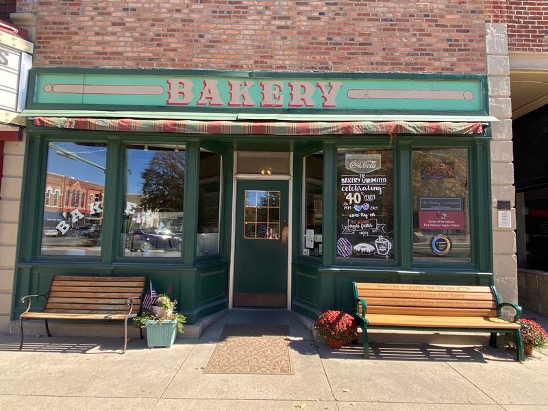 The Bakery Unlimited, Winterset