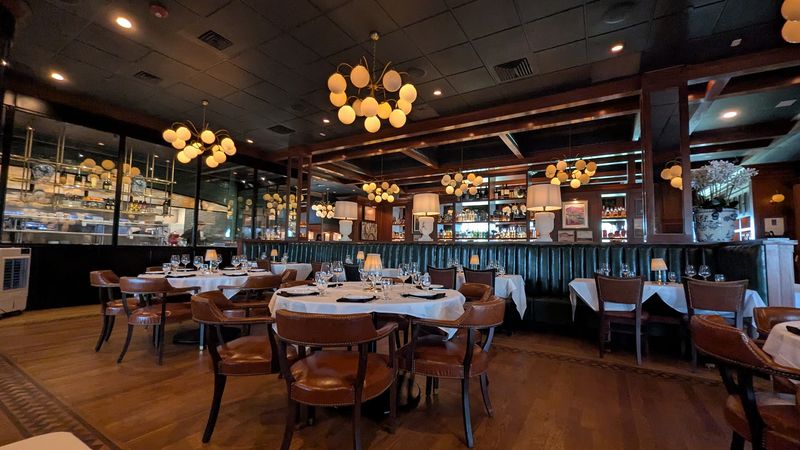 Chester's Chophouse