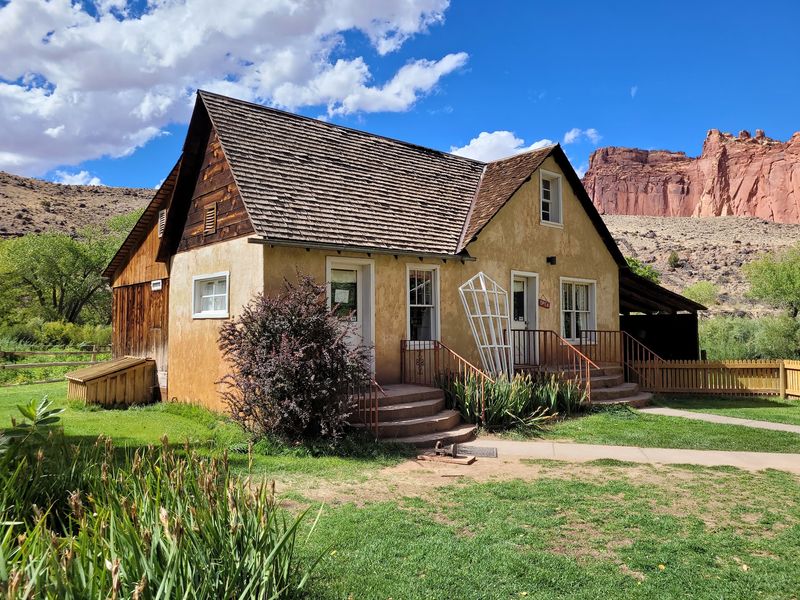 Gifford Homestead, Teasdale