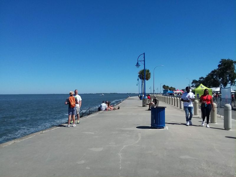 Plan Your Arrival At The Lakefront