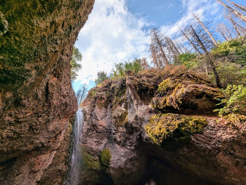 Grotto Falls Trail, Nebo Loop