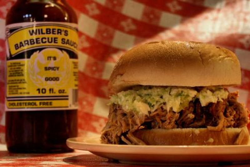 That Signature Vinegar-Pepper Sauce