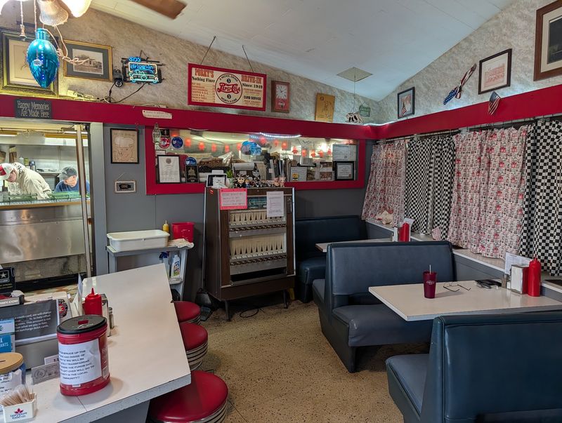 Porky's Drive In - Mansfield, OH