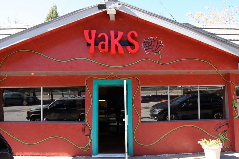 A Roadside Gem Tucked Into the Mountains