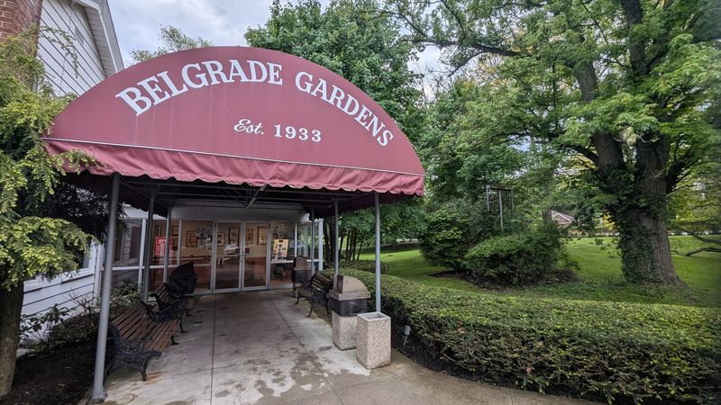 A Farmhouse Serving Chicken Since 1933