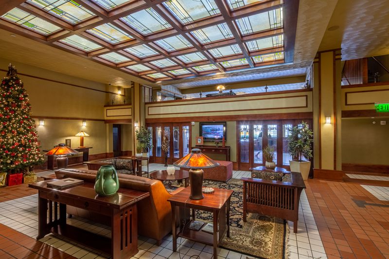 The Historic Park Inn Hotel, Mason City