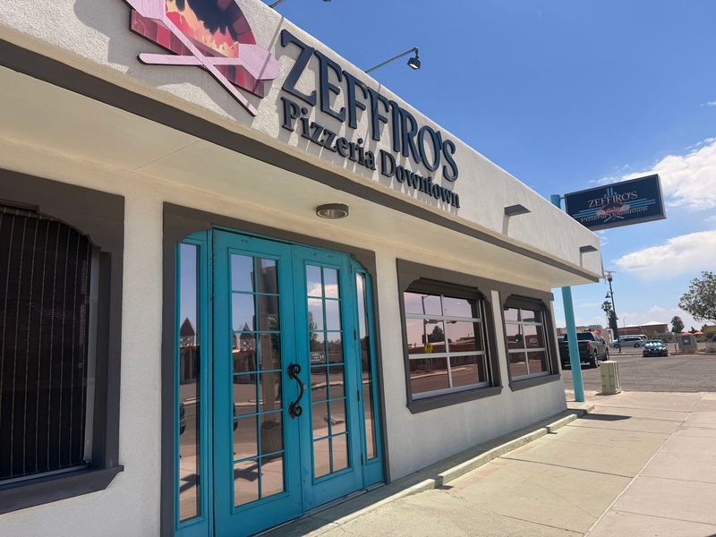 Zeffiro's Pizzeria Downtown, Las Cruces
