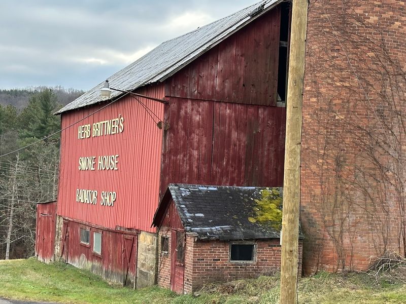 Herb Brittner's Smokehouse