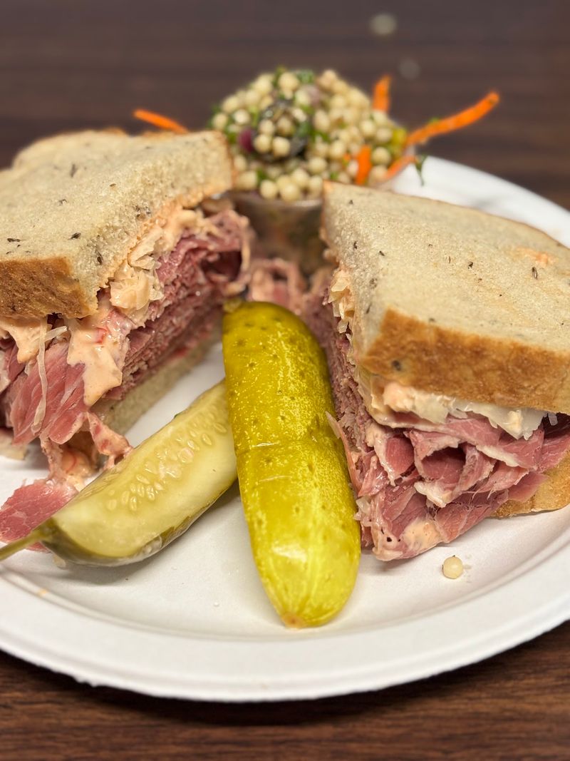 JO-EL'S Kosher Deli, Market & Café