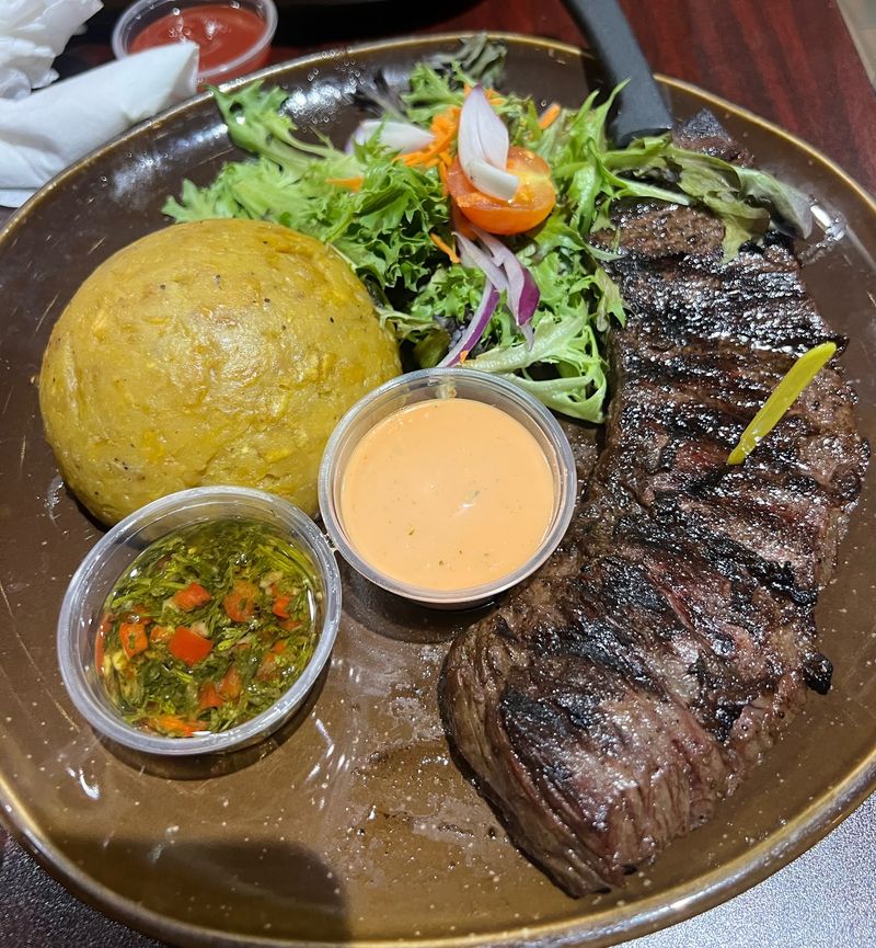 Dos Bocas Restaurant