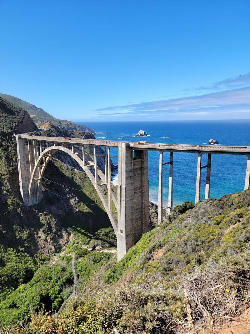 A Graceful Concrete Arch Spanning 714 Feet Of Canyon